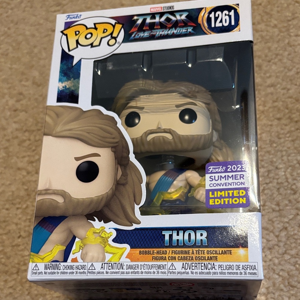 Funko Pop! Thor (Love and Thunder) Limited Edition - Blue, Yellow, Brown